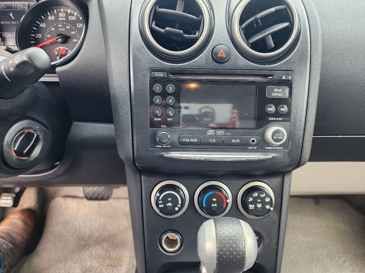 Nissan Rogue AWD 4dr SV 2011
