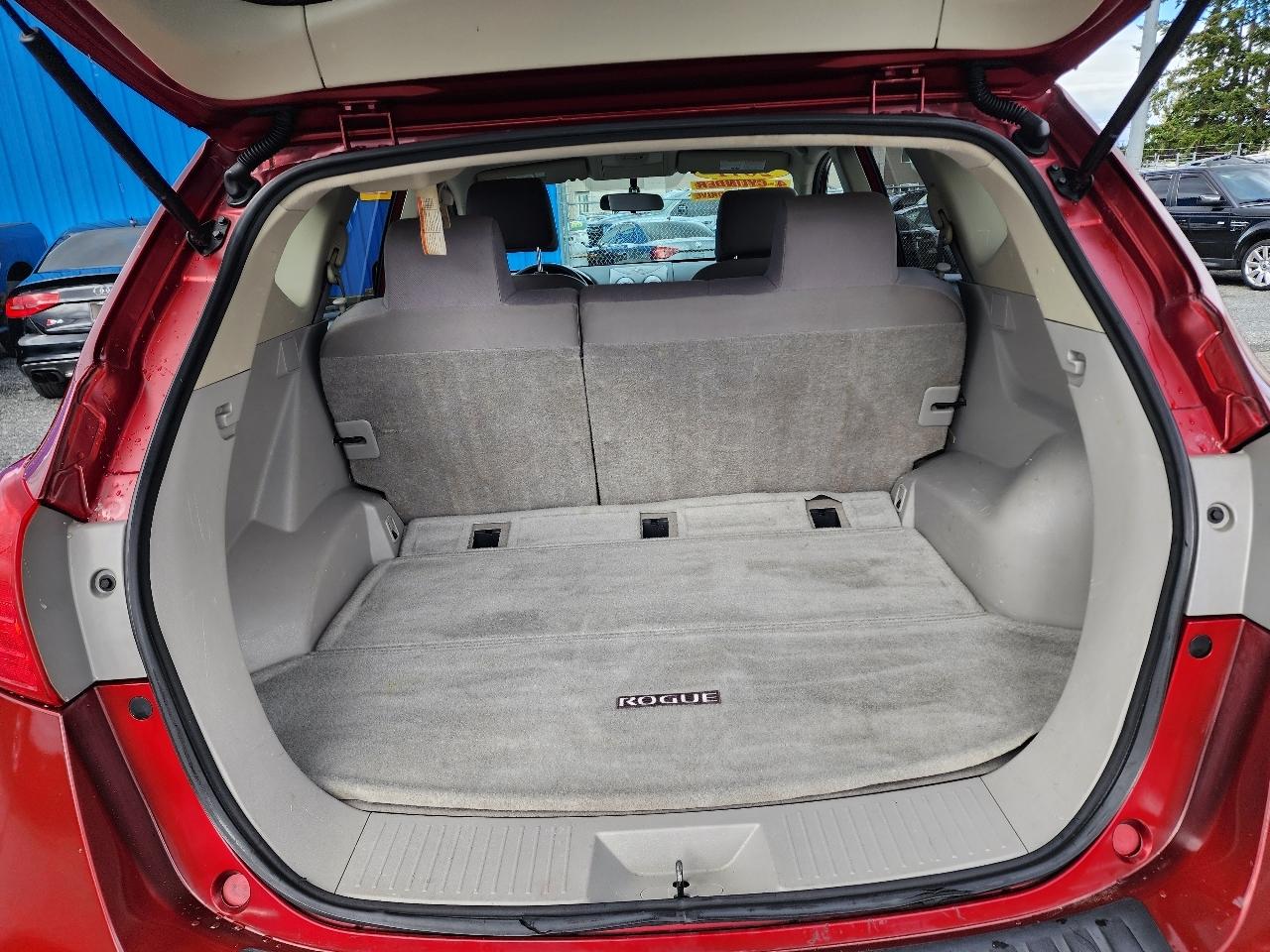 Nissan Rogue AWD 4dr SV 2011