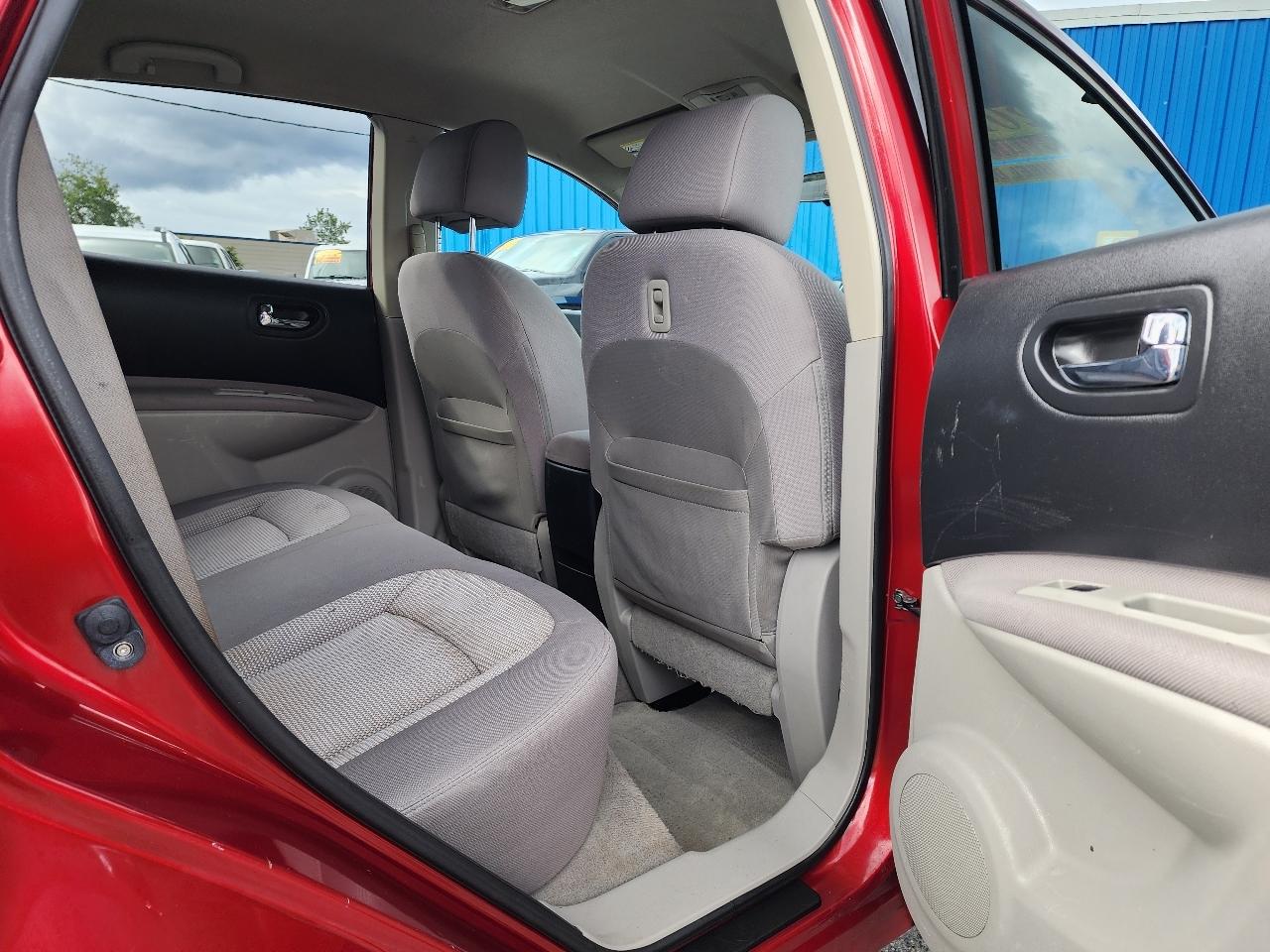 Nissan Rogue AWD 4dr SV 2011