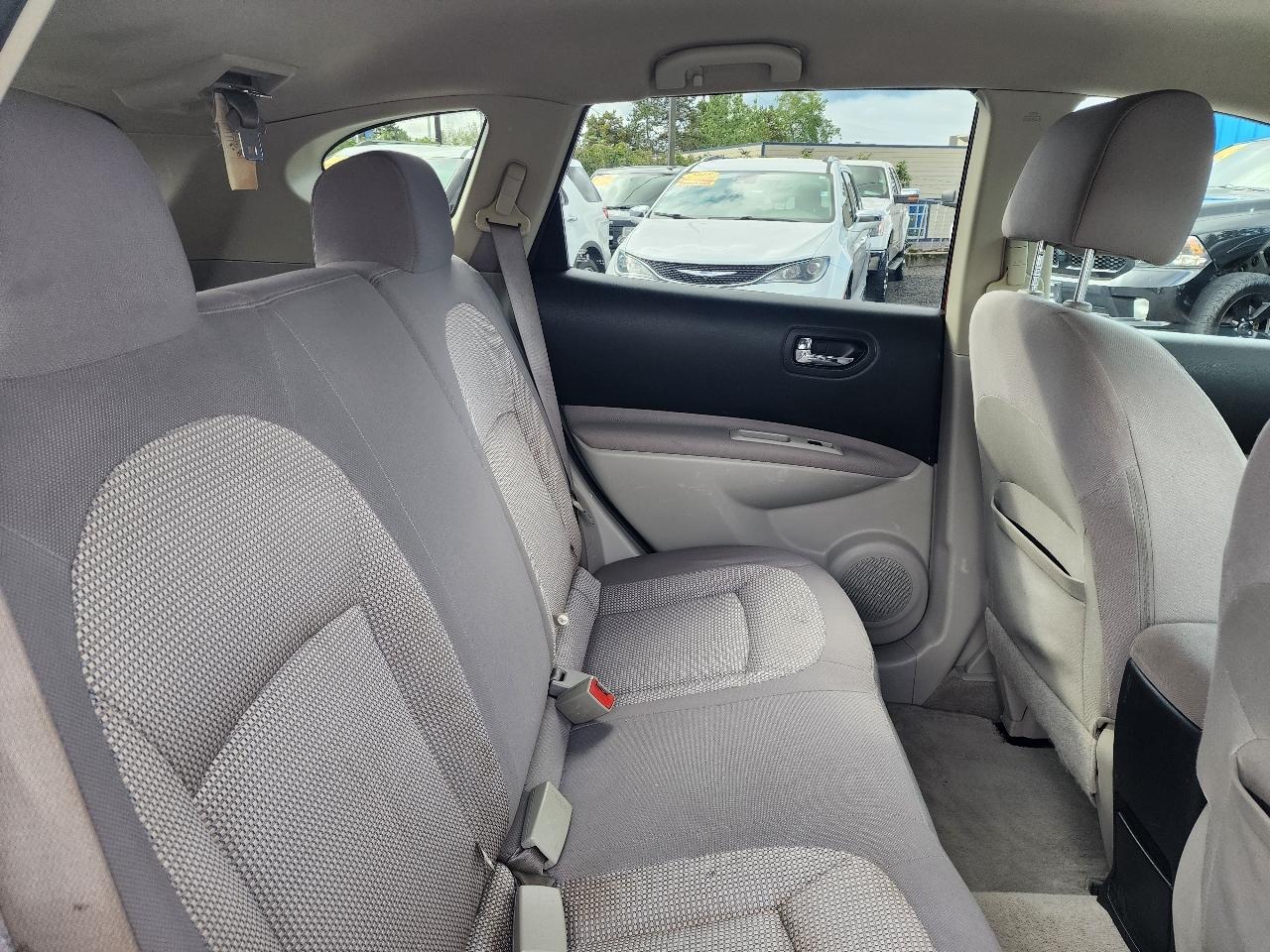 Nissan Rogue AWD 4dr SV 2011