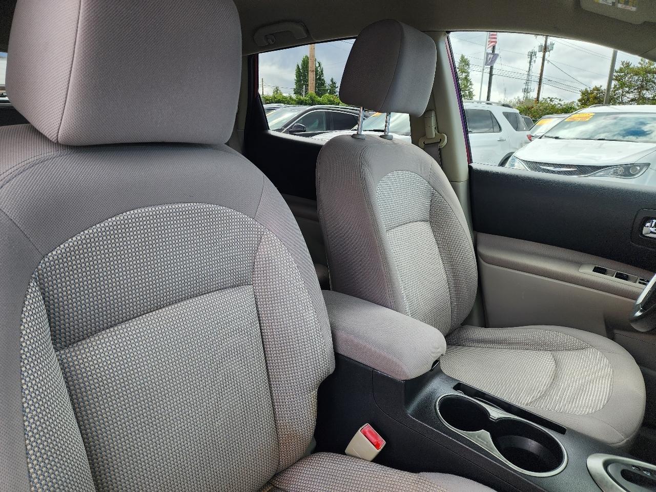 Nissan Rogue AWD 4dr SV 2011