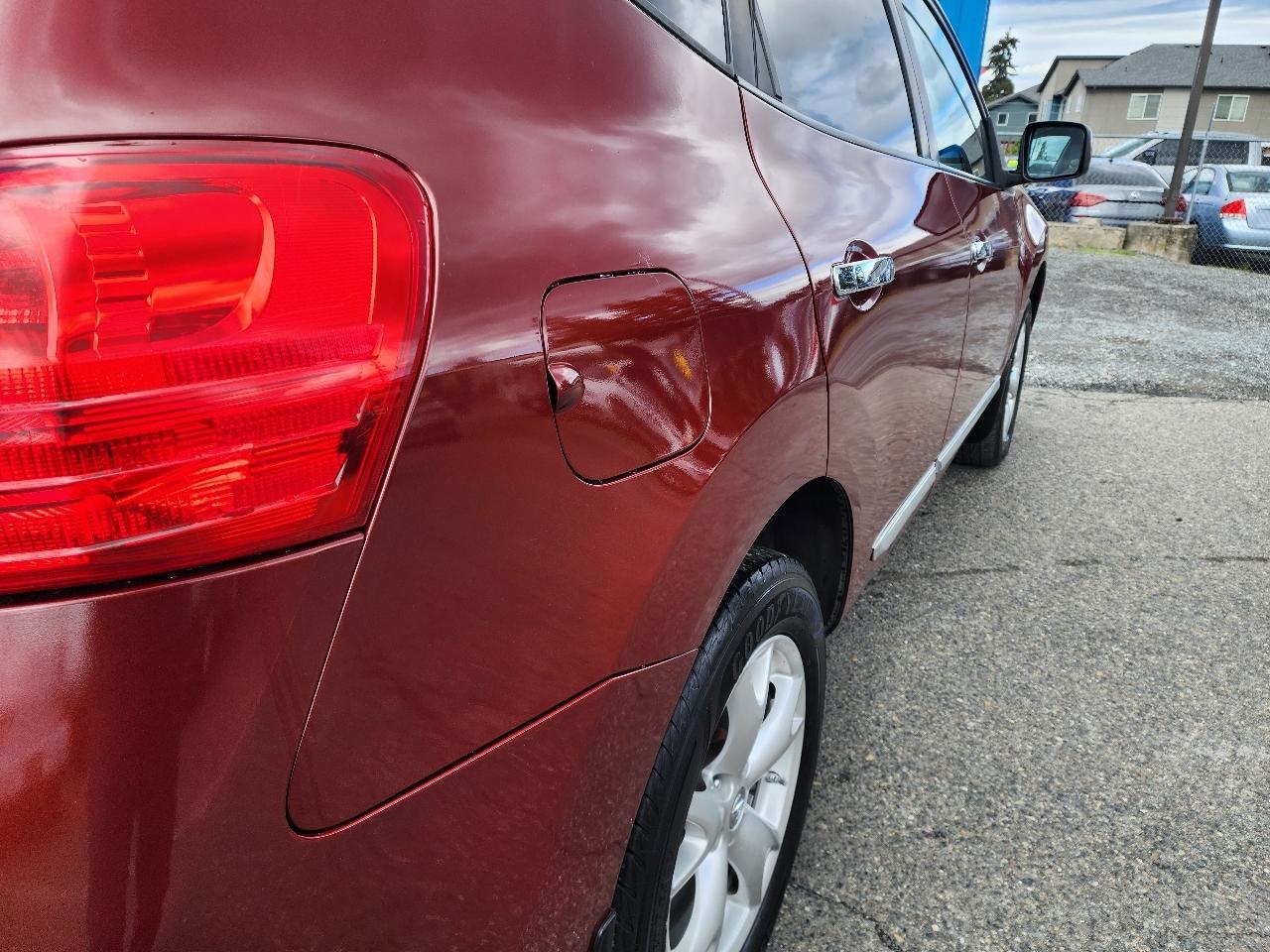 Nissan Rogue AWD 4dr SV 2011