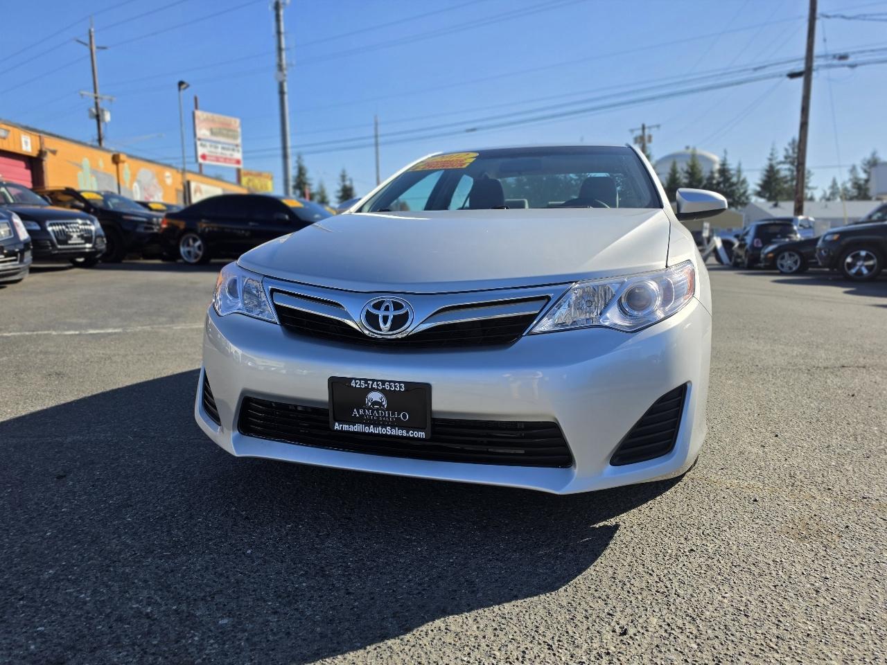 Toyota Camry LE 2012