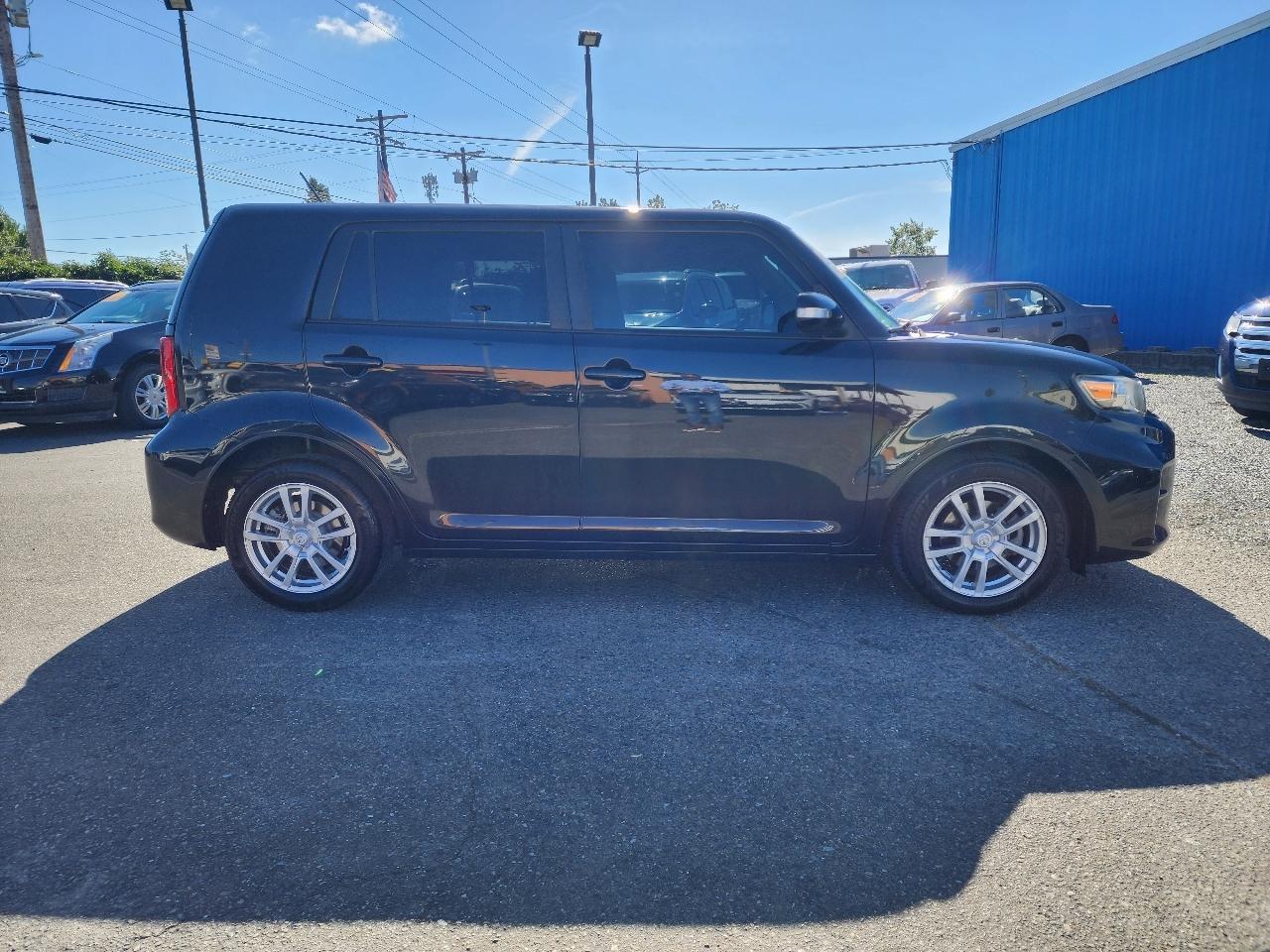 Scion xB Wagon 2011
