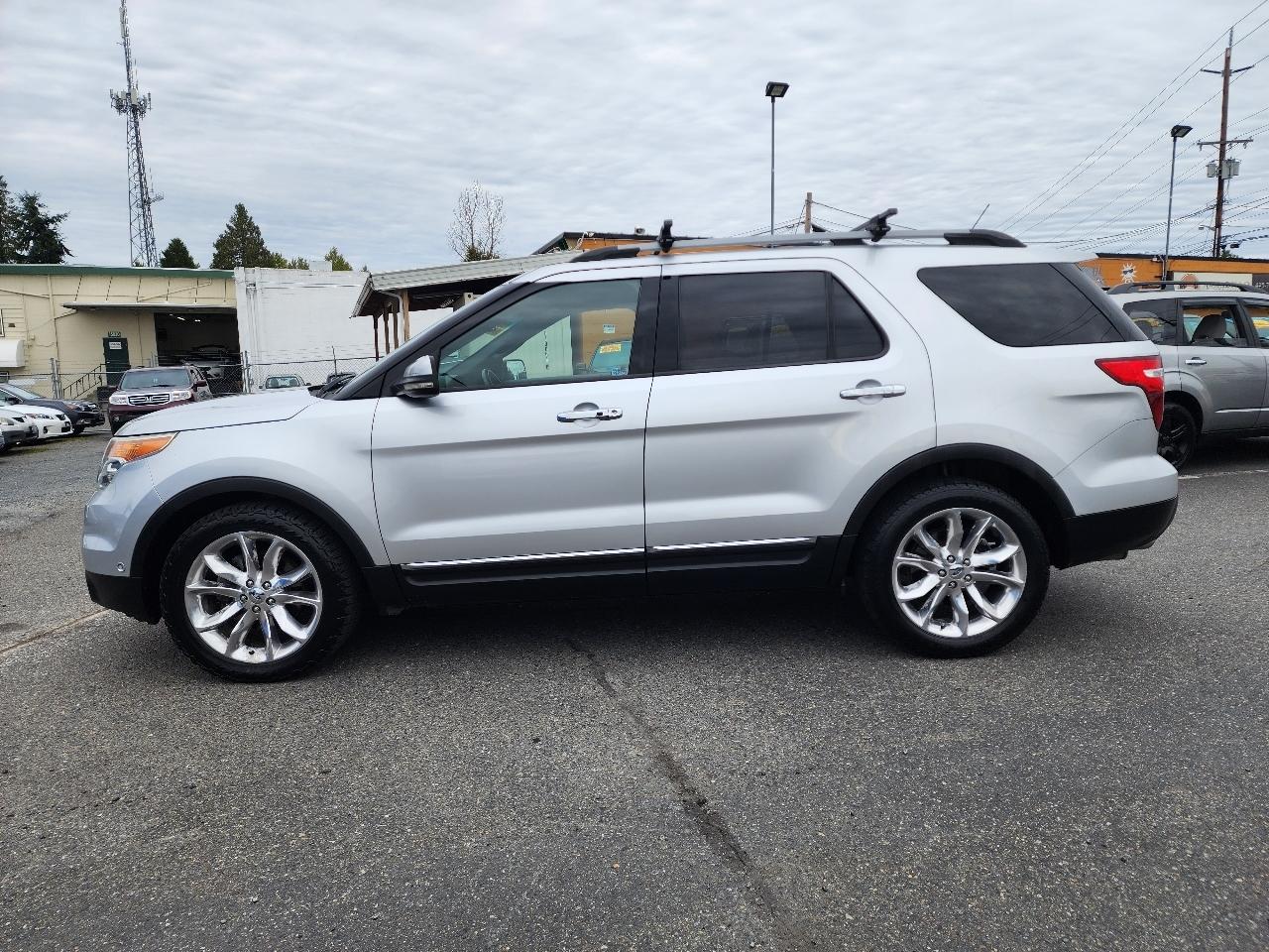 Ford Explorer FWD 4dr Limited 2011