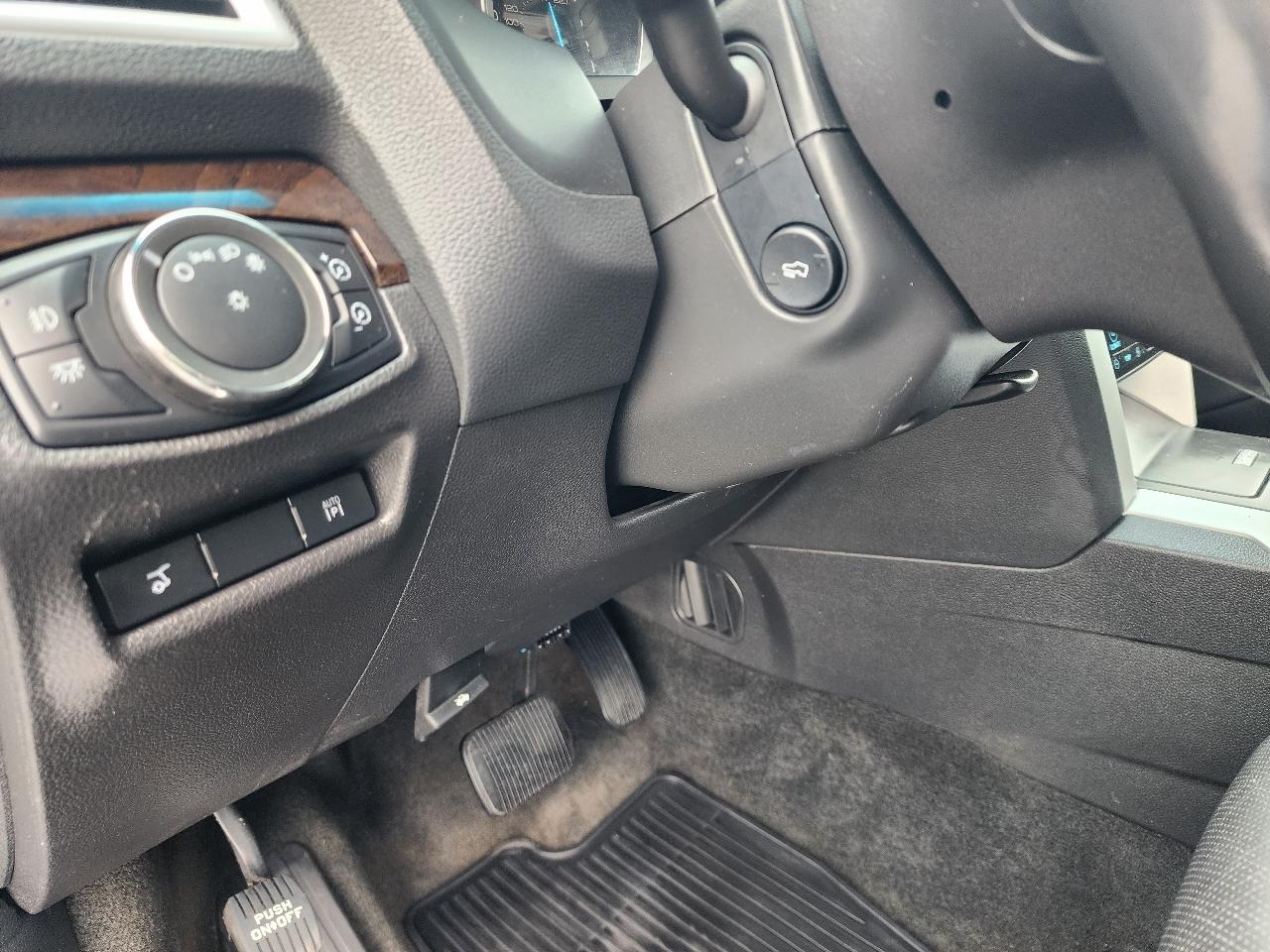 Ford Explorer FWD 4dr Limited 2011