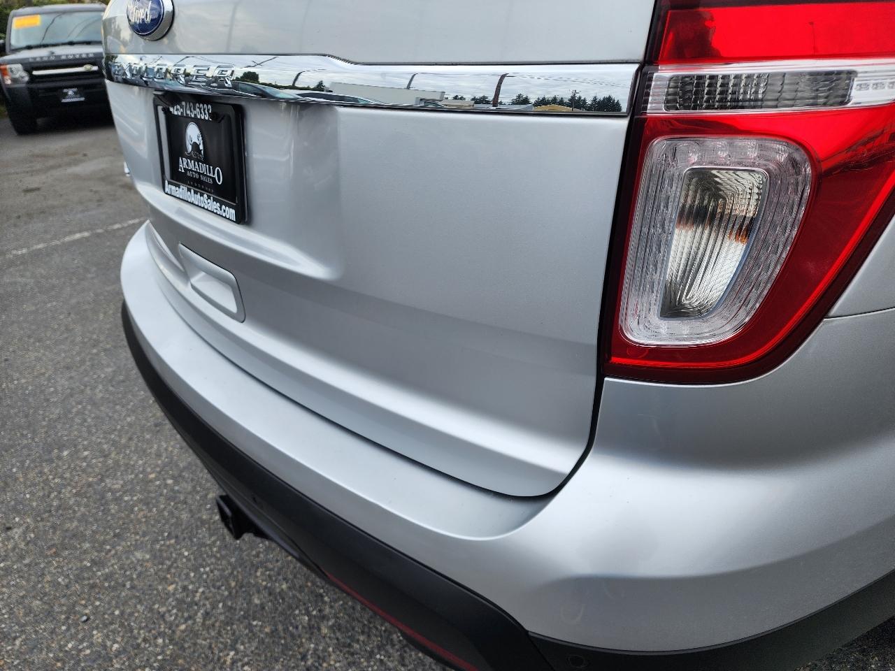 Ford Explorer FWD 4dr Limited 2011