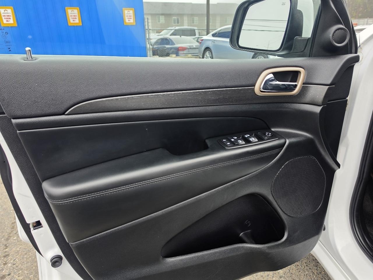 Jeep Grand Cherokee  2015