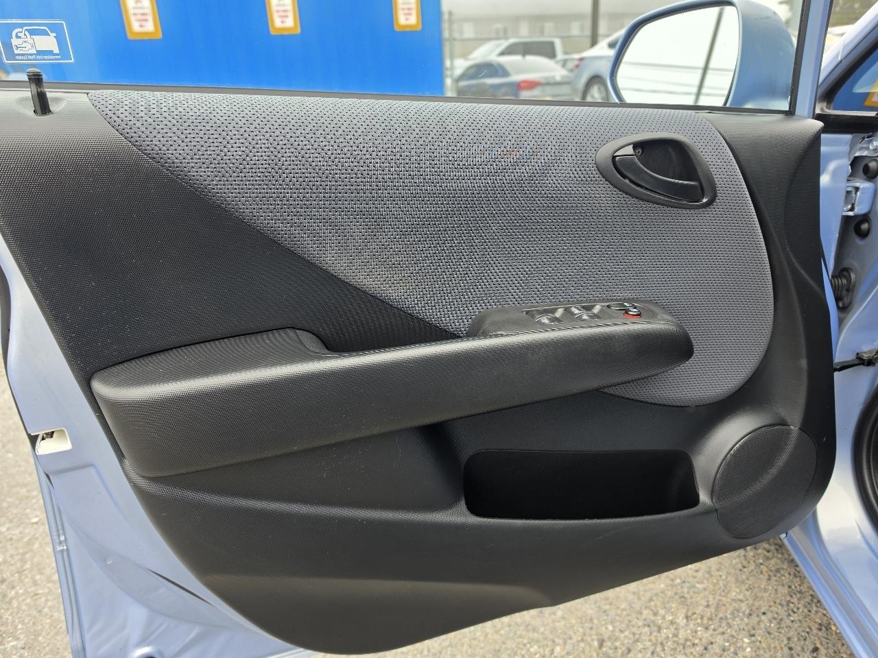 Honda Fit 5dr HB Auto 2008