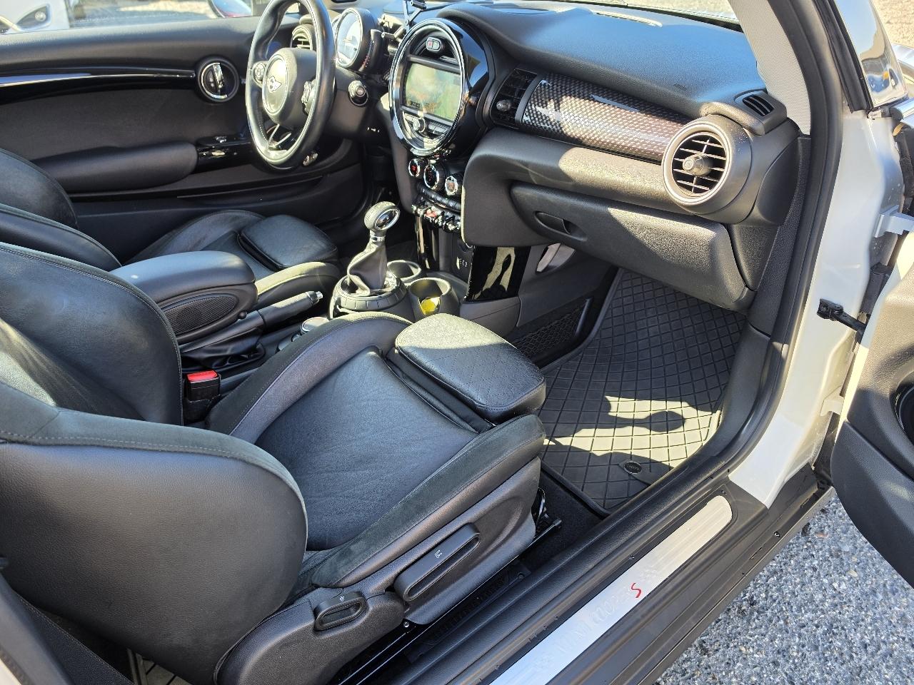 MINI Cooper Hardtop  2015
