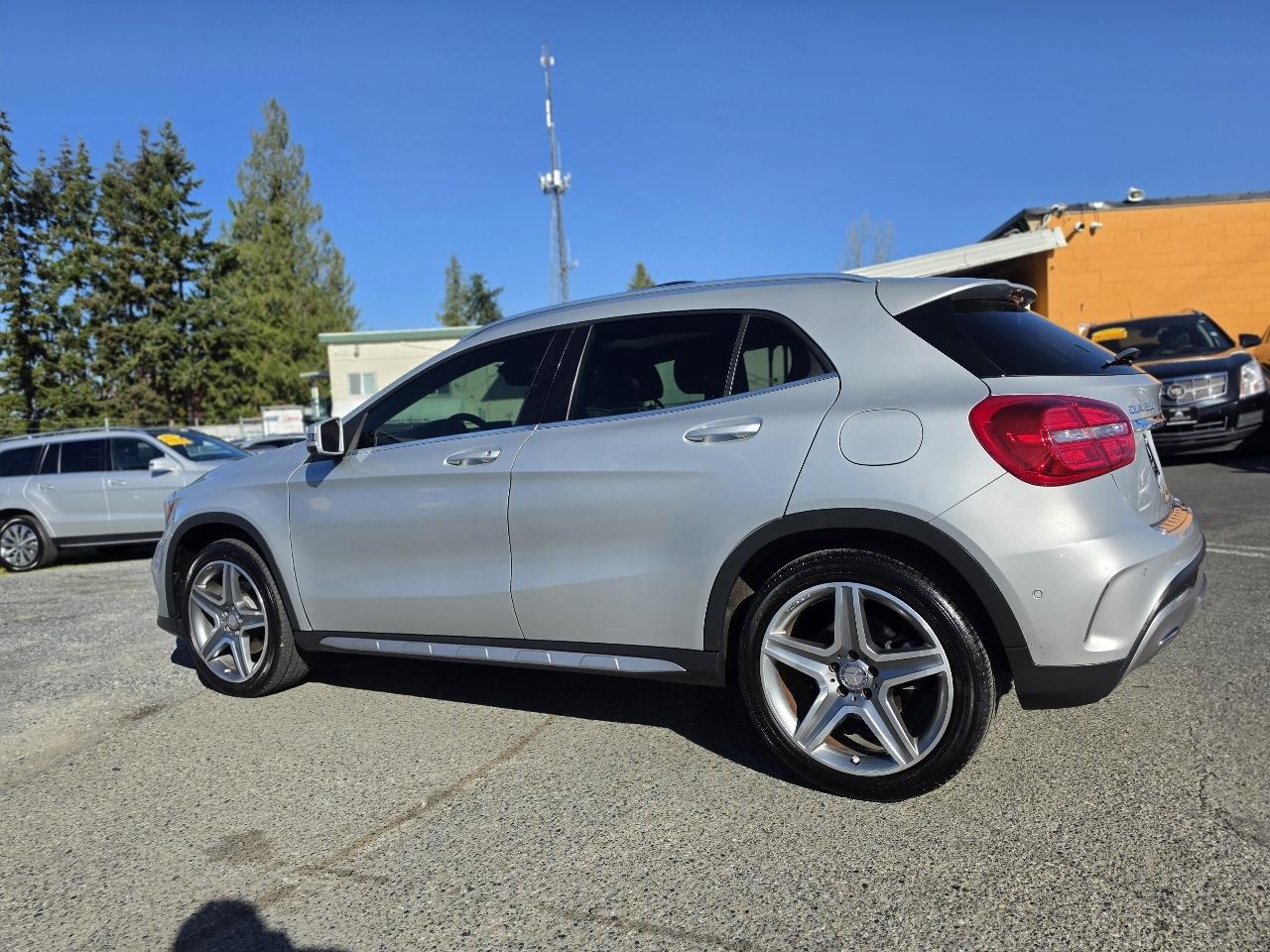 Mercedes-Benz GLA-Class  2015