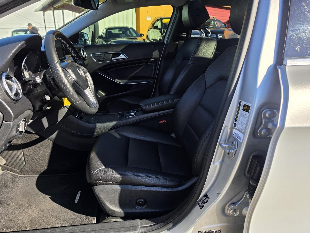 Mercedes-Benz GLA-Class  2015