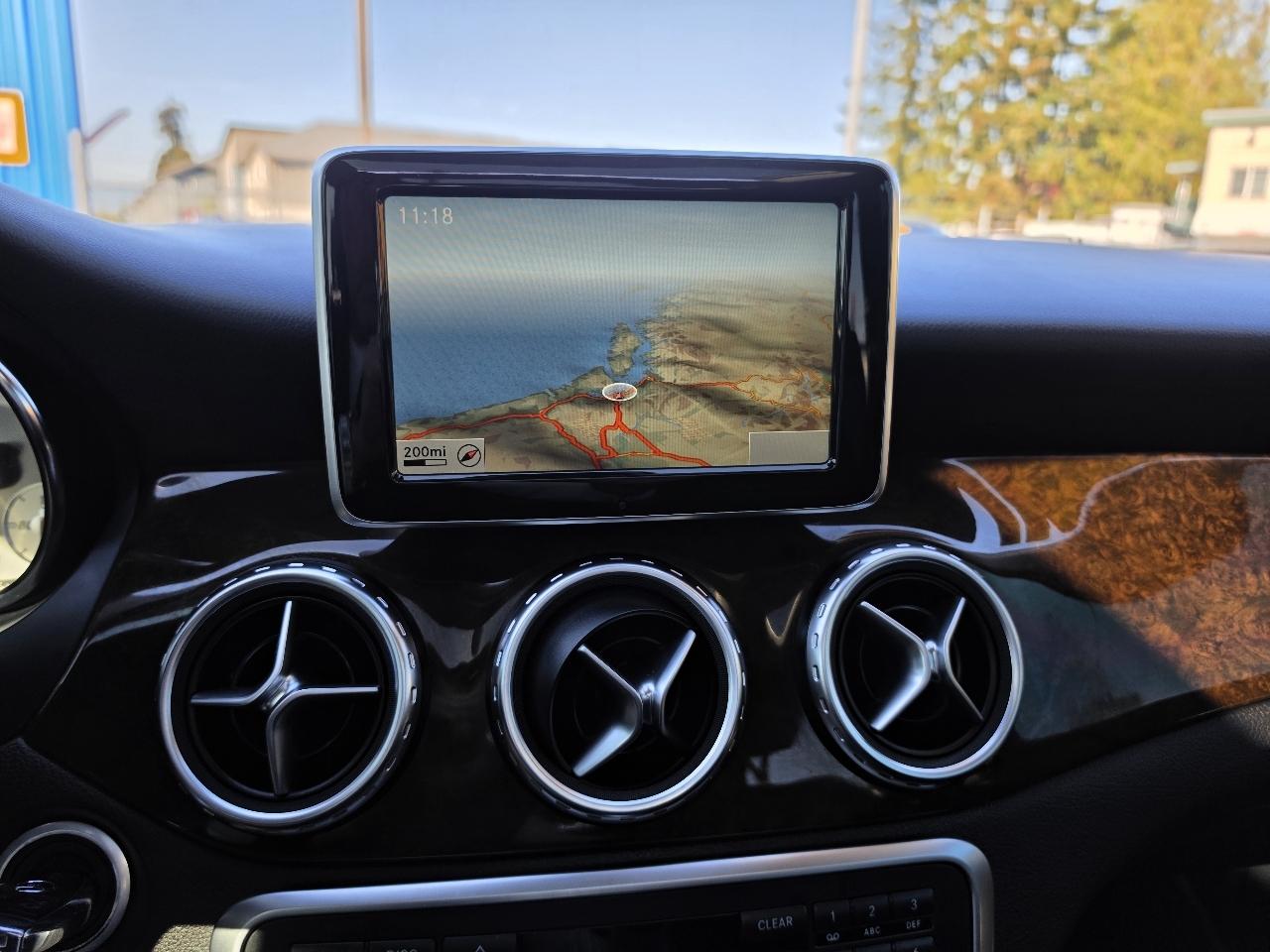 Mercedes-Benz GLA-Class  2015