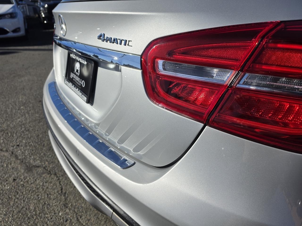Mercedes-Benz GLA-Class  2015