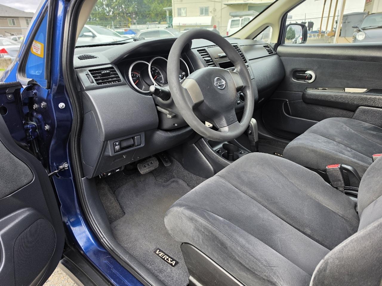 Nissan Versa 1.6 Sedan 2011