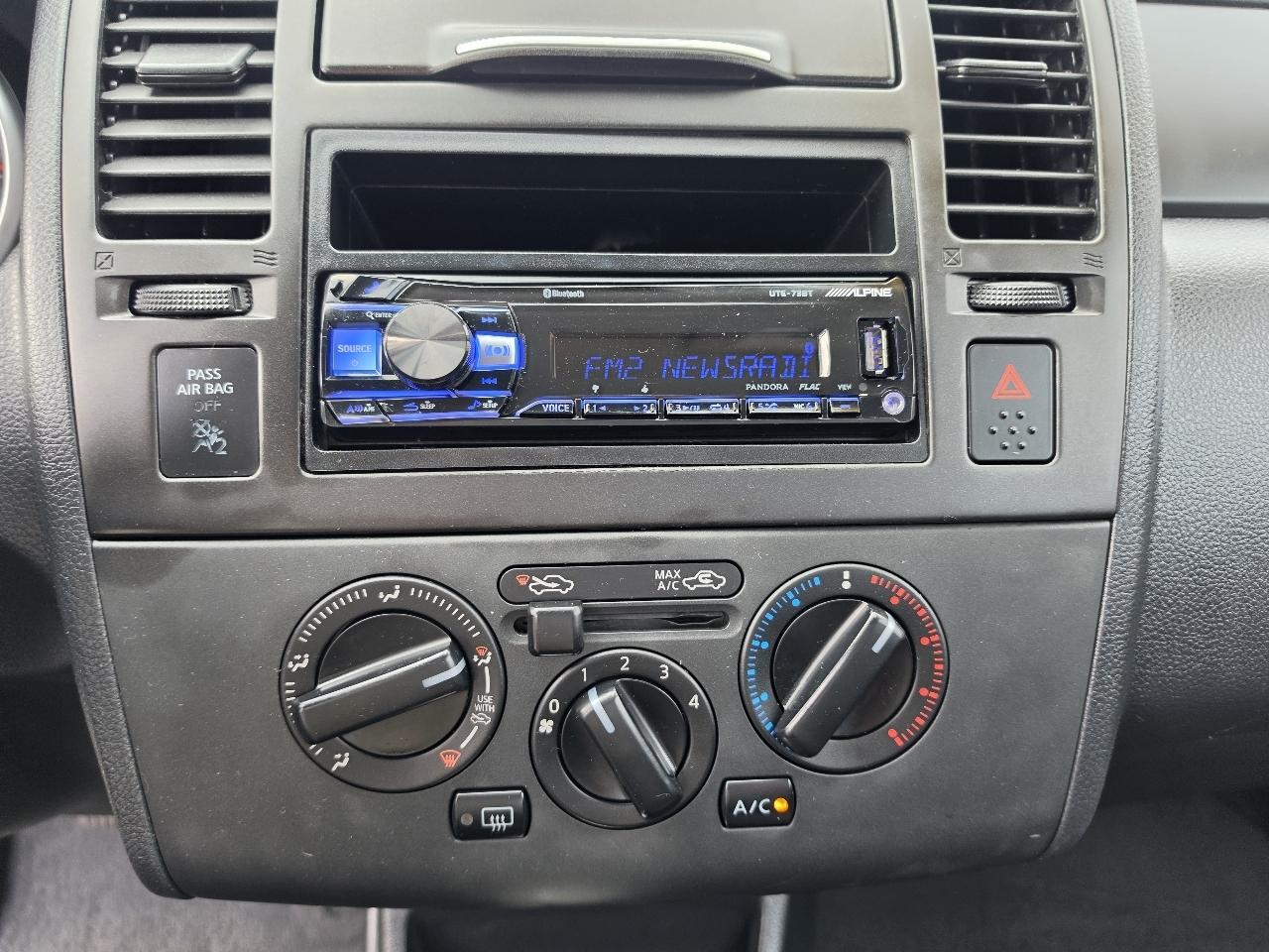 Nissan Versa 1.6 Sedan 2011