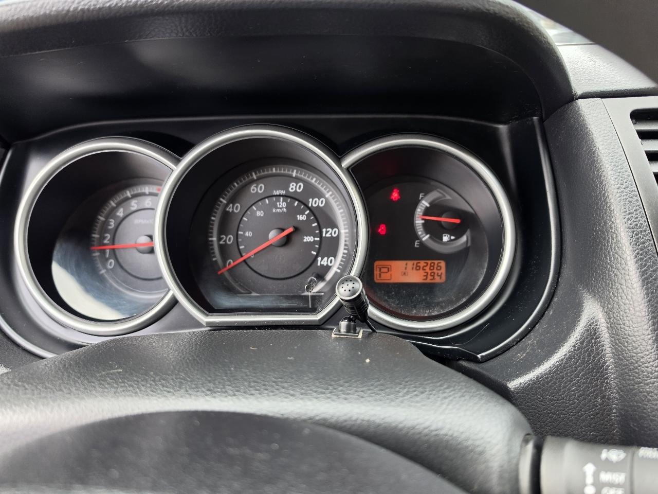 Nissan Versa 1.6 Sedan 2011