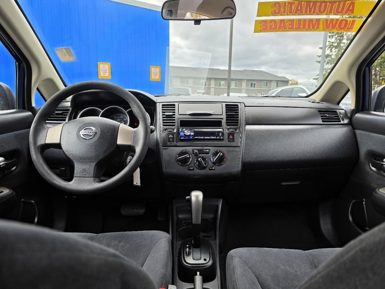 Nissan Versa 1.6 Sedan 2011