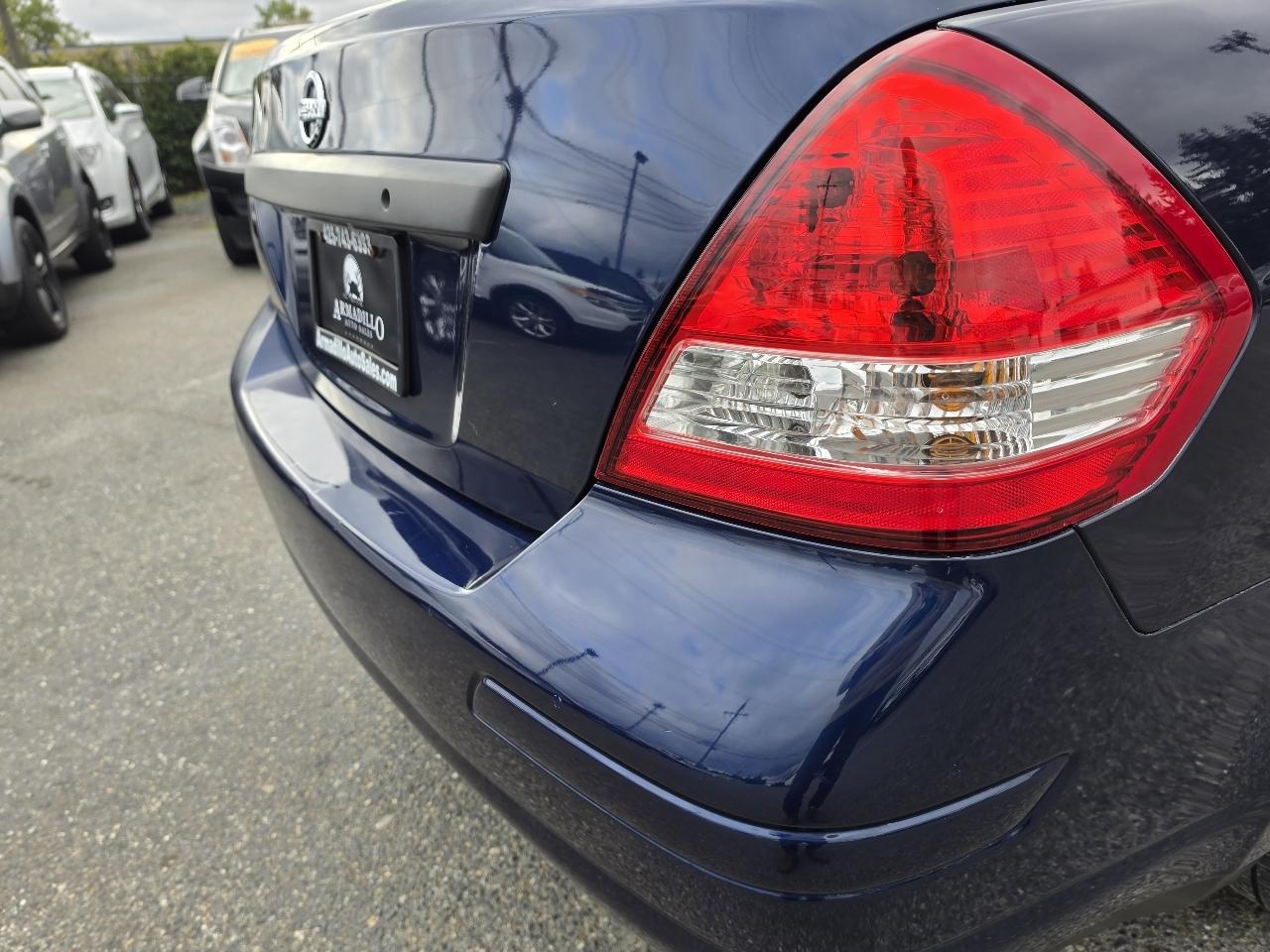 Nissan Versa 1.6 Sedan 2011