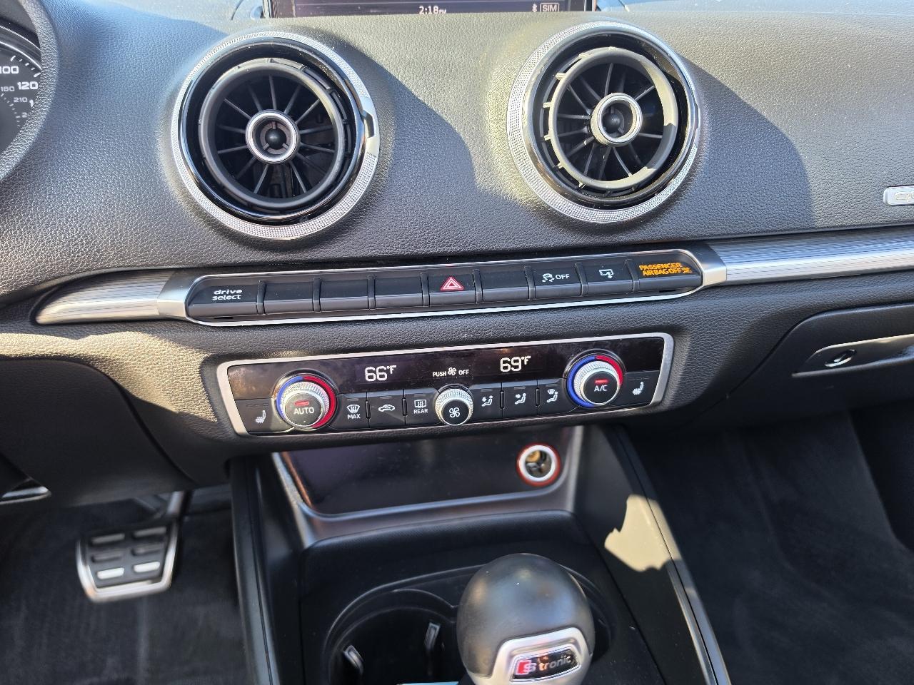 Audi A3  2015