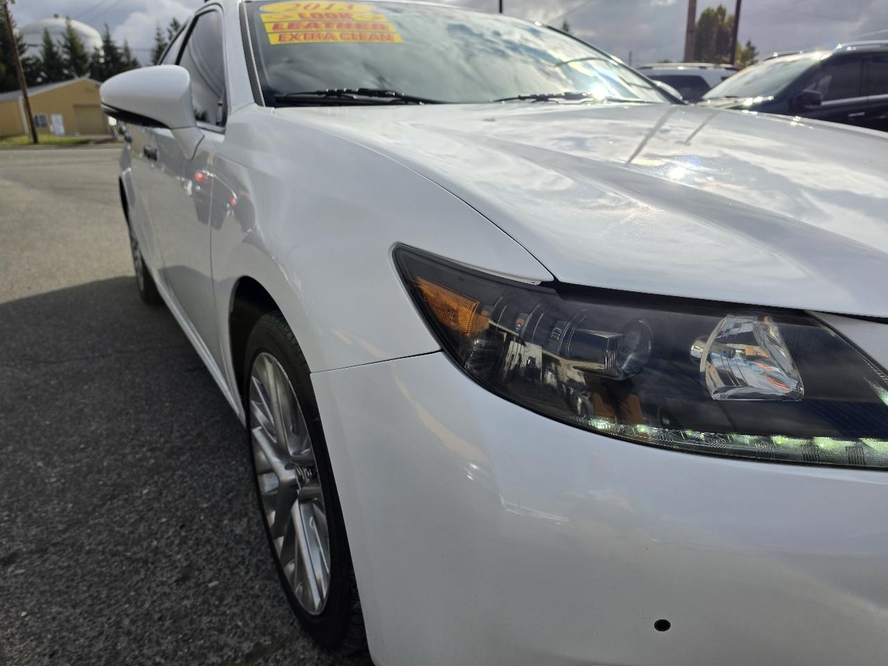 Lexus ES 350 4dr Sdn 2013