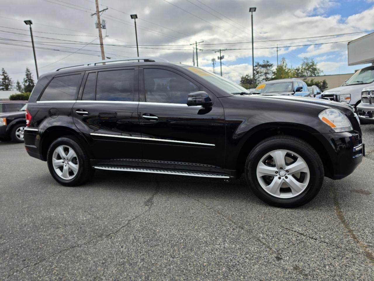 Mercedes-Benz GL-Class 4MATIC 4dr GL 450 2012