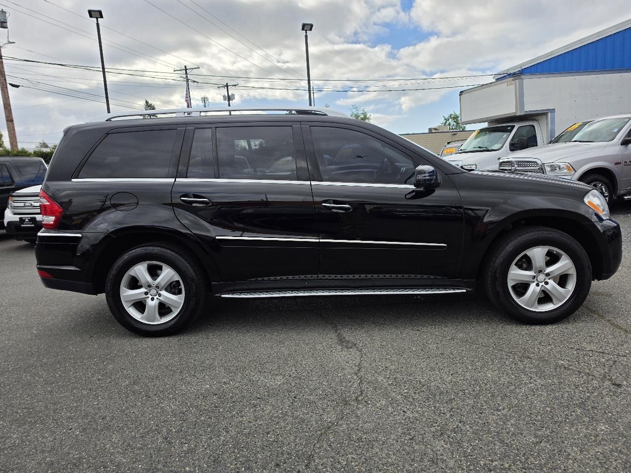 Mercedes-Benz GL-Class 4MATIC 4dr GL 450 2012