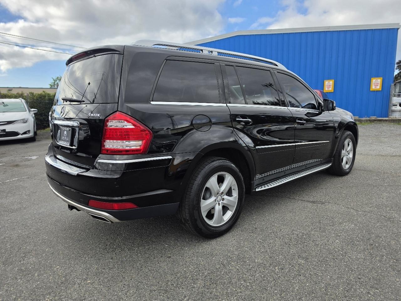 Mercedes-Benz GL-Class 4MATIC 4dr GL 450 2012