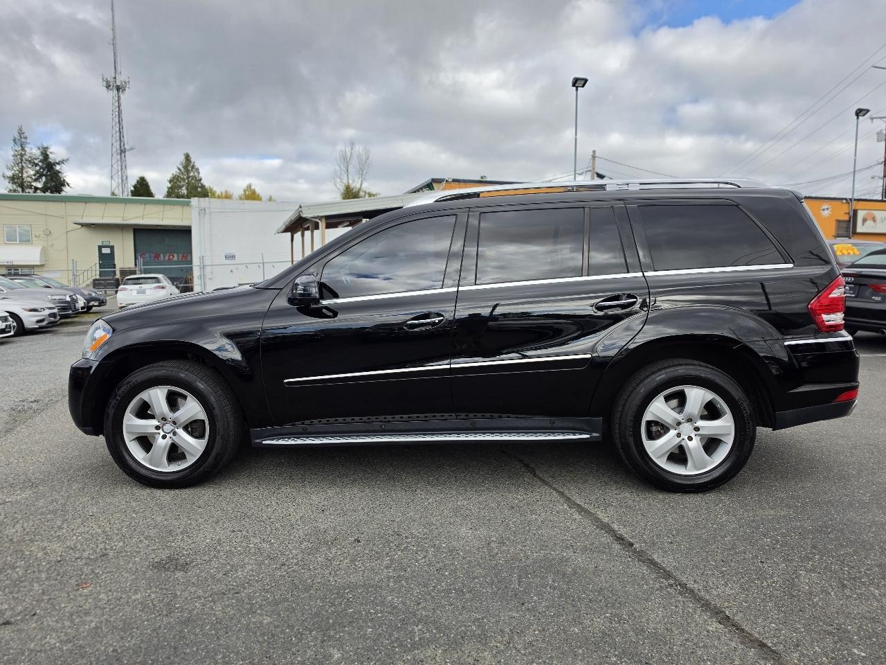 Mercedes-Benz GL-Class 4MATIC 4dr GL 450 2012