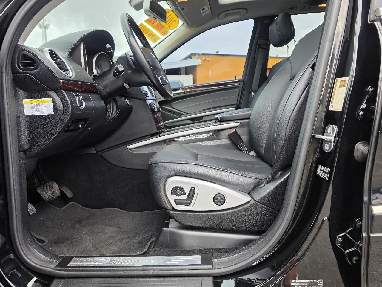 Mercedes-Benz GL-Class 4MATIC 4dr GL 450 2012