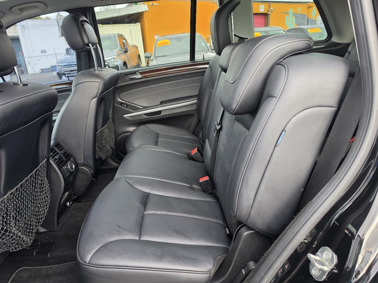 Mercedes-Benz GL-Class 4MATIC 4dr GL 450 2012