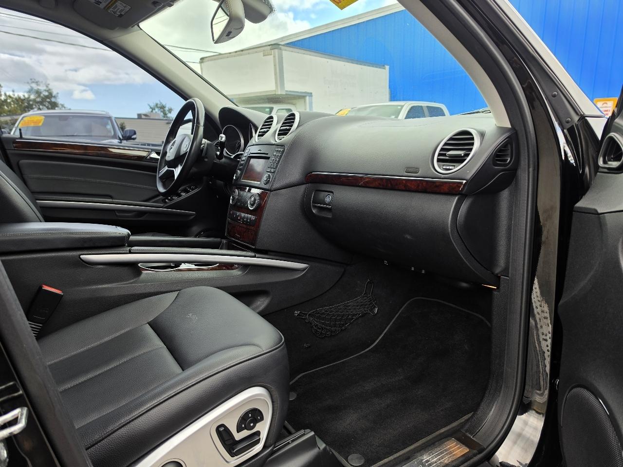Mercedes-Benz GL-Class 4MATIC 4dr GL 450 2012