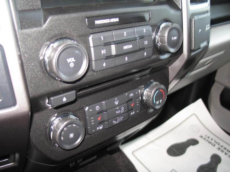 Ford F-150 XLT SuperCrew 5.5-ft. Bed 4WD 2016