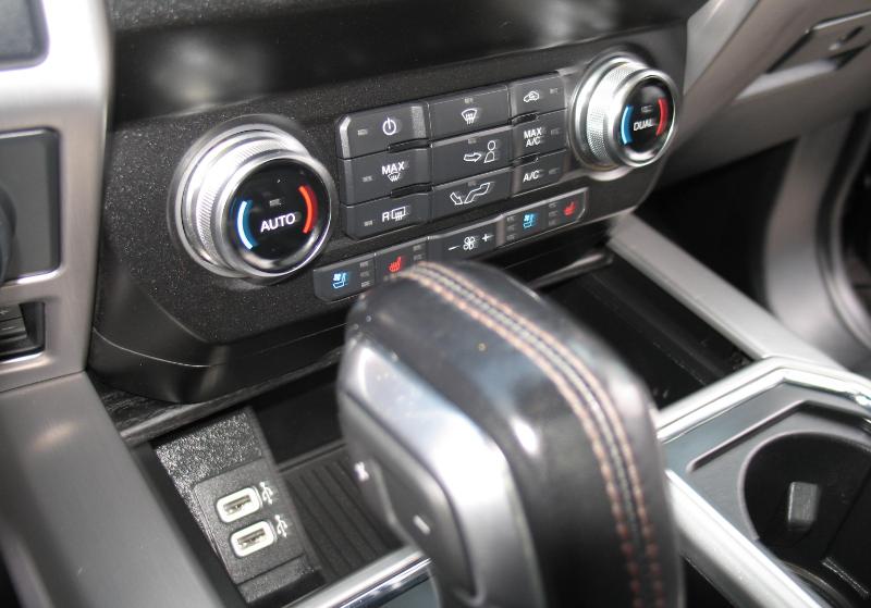 Ford F-150 Platinum SuperCrew 5.5-ft. Bed 4WD 2020