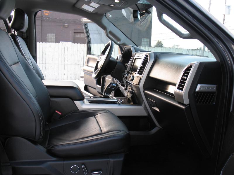 Ford F-150 Lariat SuperCrew 5.5-ft. Bed 4WD 2017