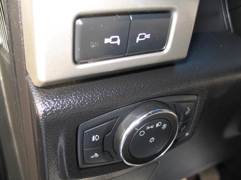 Ford F-150 Lariat SuperCrew 5.5-ft. Bed 4WD 2017