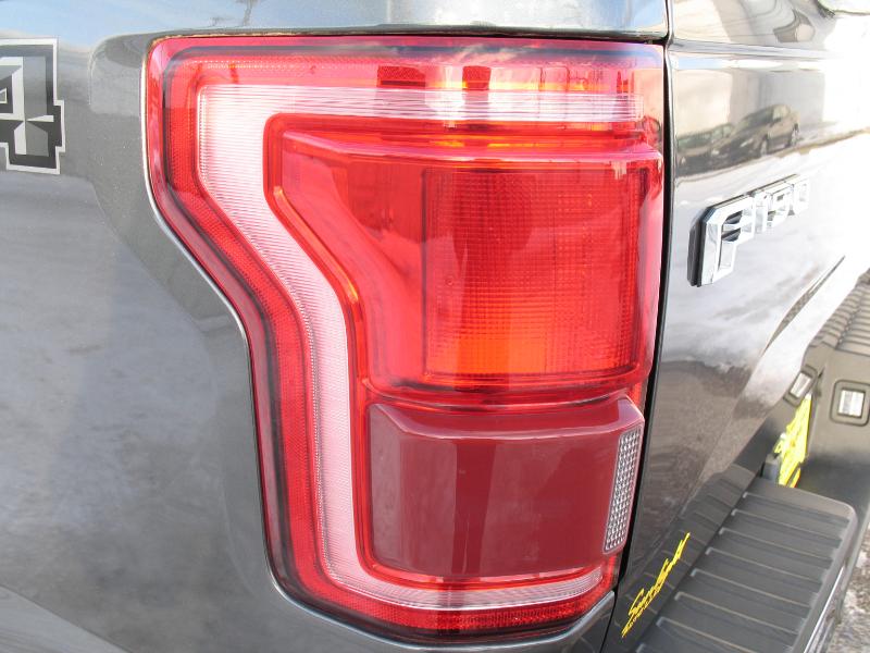 Ford F-150 Lariat SuperCrew 5.5-ft. Bed 4WD 2017