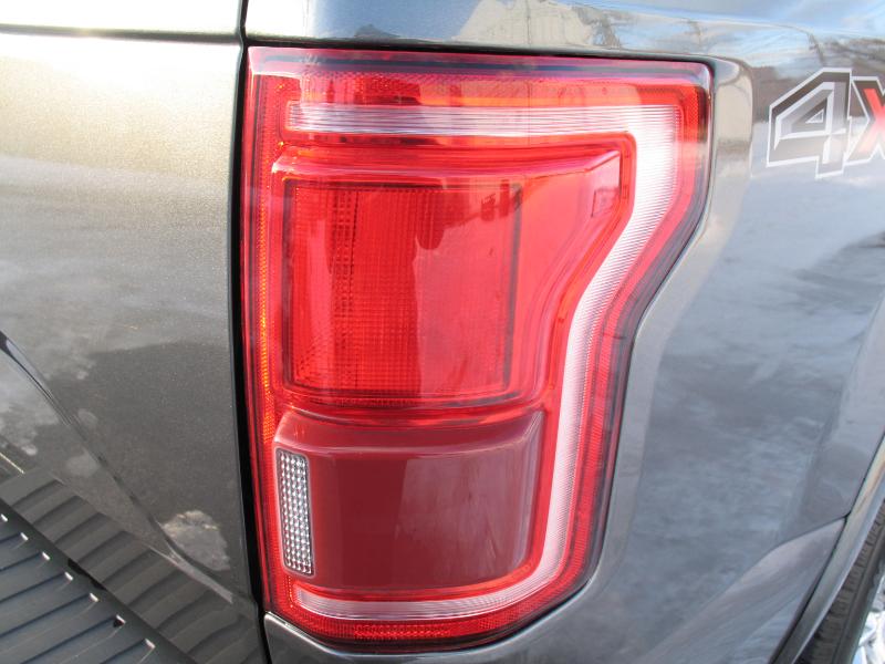 Ford F-150 Lariat SuperCrew 5.5-ft. Bed 4WD 2017