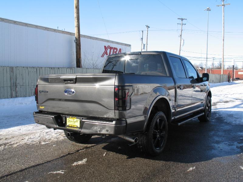 Ford F-150 Lariat SuperCrew 5.5-ft. Bed 4WD 2017