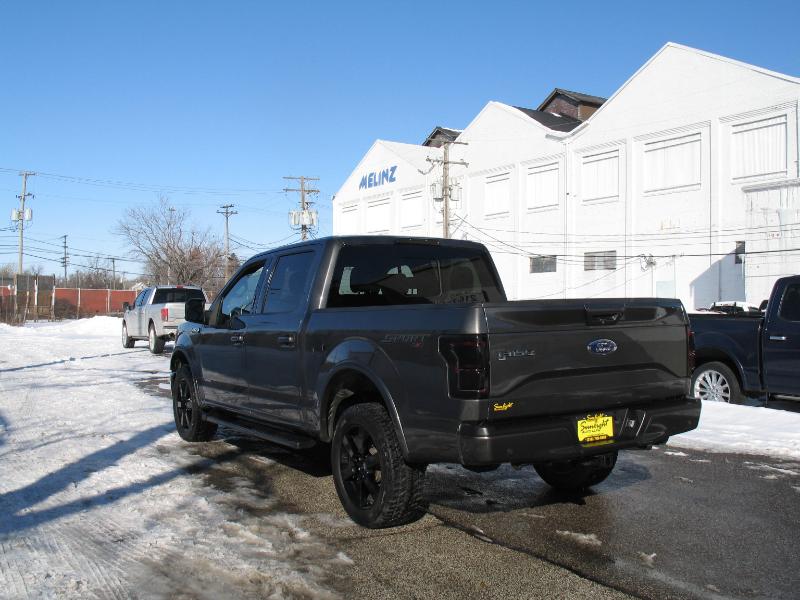Ford F-150 Lariat SuperCrew 5.5-ft. Bed 4WD 2017