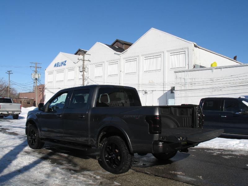 Ford F-150 Lariat SuperCrew 5.5-ft. Bed 4WD 2017