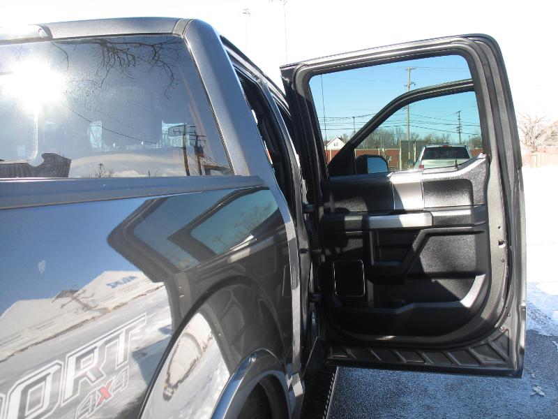 Ford F-150 Lariat SuperCrew 5.5-ft. Bed 4WD 2017