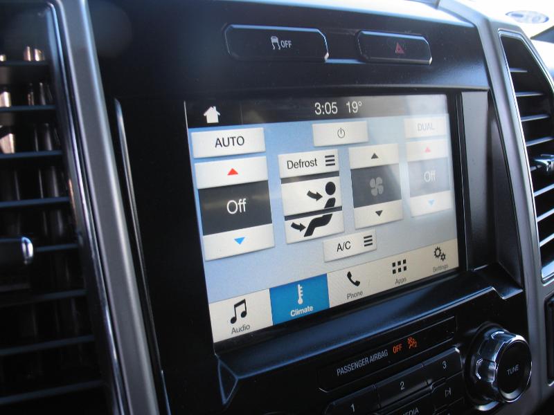 Ford F-150 Lariat SuperCrew 5.5-ft. Bed 4WD 2017