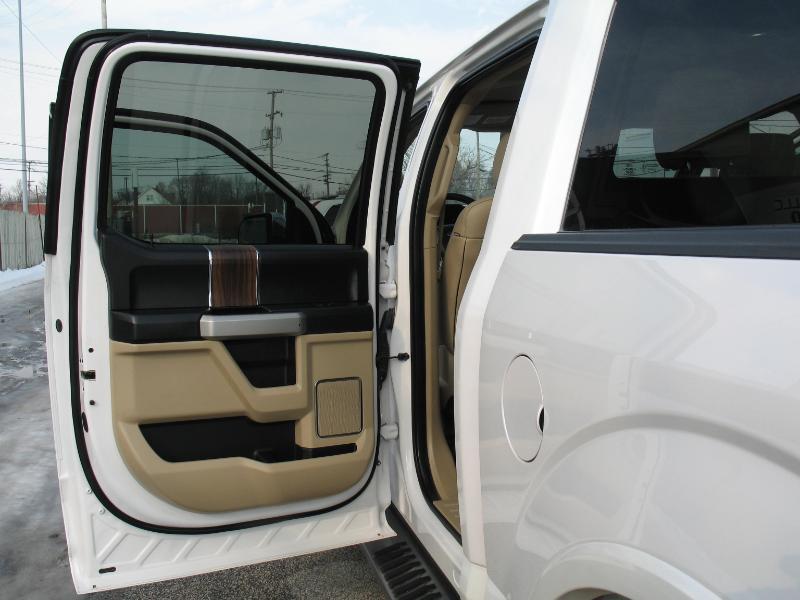 Ford F-150 Lariat SuperCrew 5.5-ft. Bed 4WD 2016