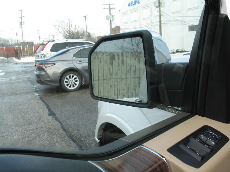 Ford F-150 Lariat SuperCrew 5.5-ft. Bed 4WD 2016