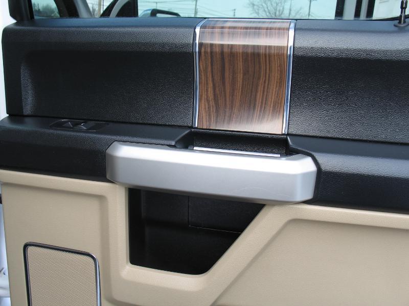 Ford F-150 Lariat SuperCrew 5.5-ft. Bed 4WD 2016