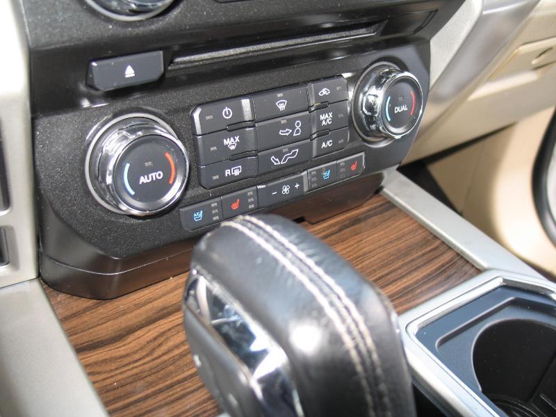 Ford F-150 Lariat SuperCrew 5.5-ft. Bed 4WD 2016