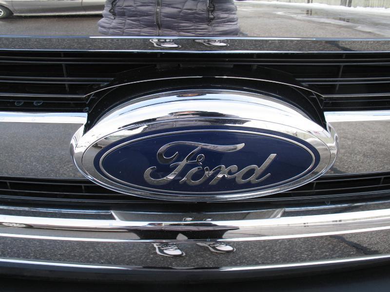 Ford F-150 Lariat SuperCrew 5.5-ft. Bed 4WD 2016