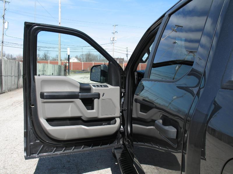 Ford F-150 STX SuperCrew 4WD 2020