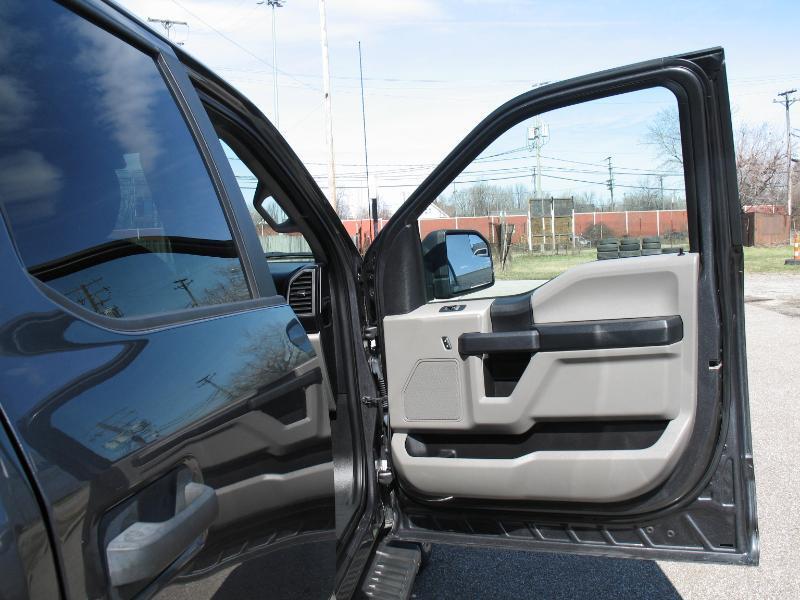 Ford F-150 STX SuperCrew 4WD 2020